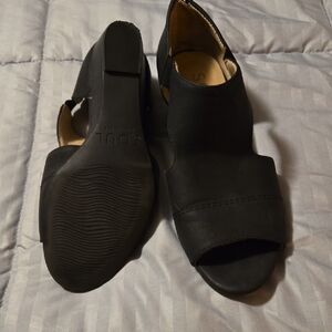 SOUL Naturalizer Black Open-Toe Mules